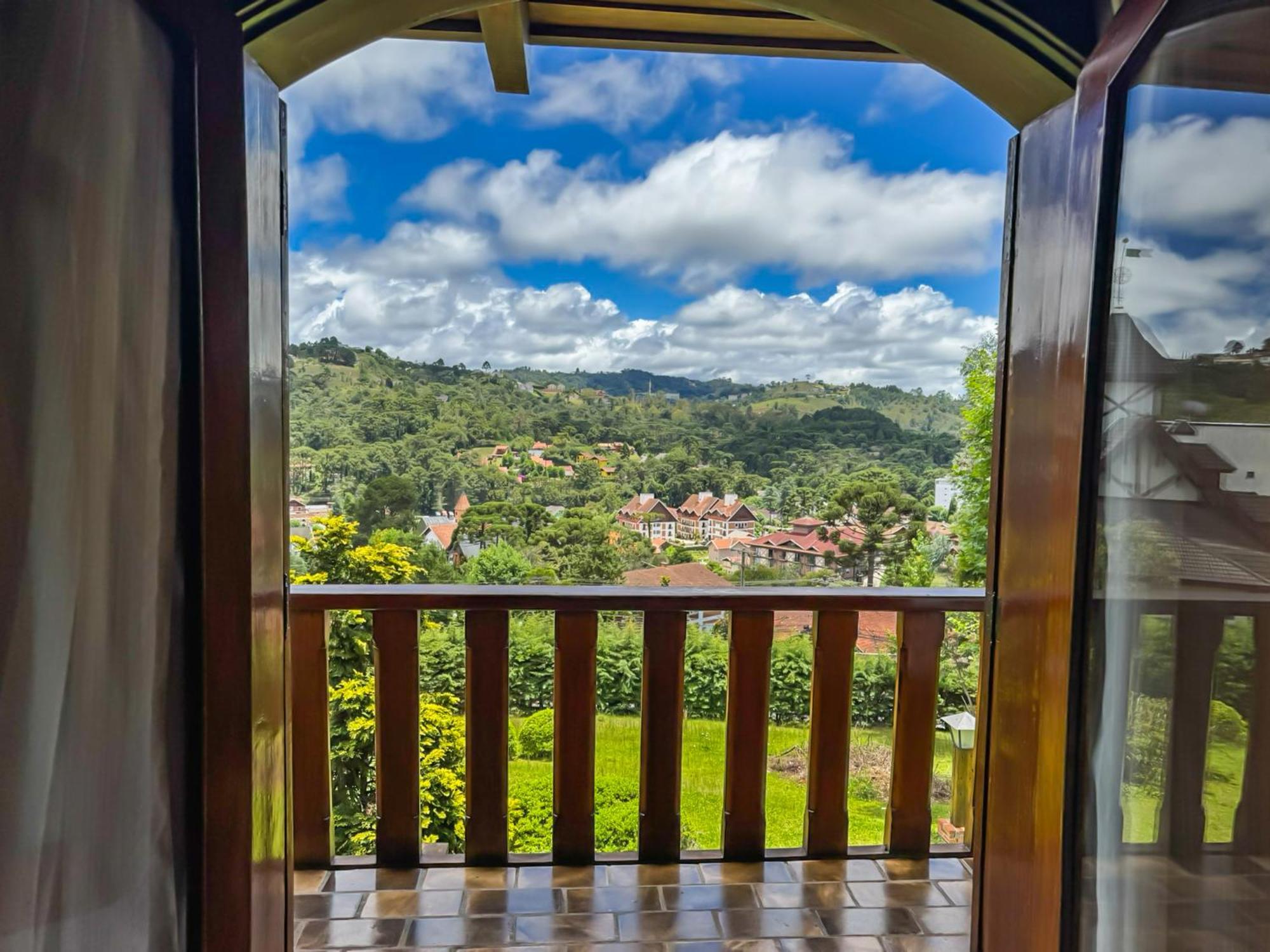 Mansao Nacional Inn Campos do Jordão Esterno foto